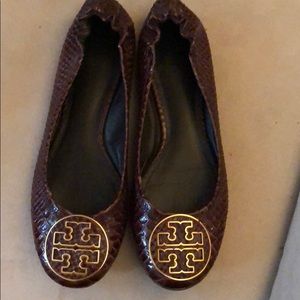 Tory Burch flats brown snake skin size 9
